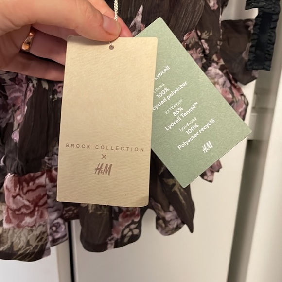 Brock Collection x H&M top with tie-up ribbon straps, new with tags - Picture 2 of 3